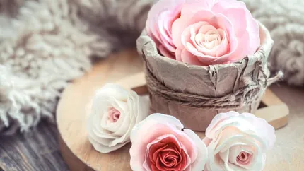 Cum să folosești trandafirii de săpun în decorul casei tale?