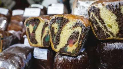 Mare atenție la cozonacul de Paște. Produsele cu cele mai multe E-uri din supermarket. InfoCons a analizat 11 tipuri