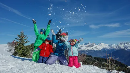 Ministerul Educației a anunțat când vor avea elevii vacanță în februarie 2026