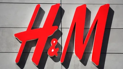 H&M închide 190 de magazine, după ce aproximativ 30% din cifra de afaceri a fost generată online