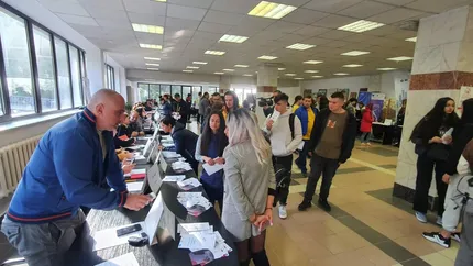 20.000 de locuri de muncă, dintre care majoritatea nu necesită studii superioare, oferite la Bursa generală din 23 mai. În premieră pot aplica şi cetăţenii ucraineni
