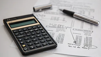 Noi taxe pentru români. Economiștii avertizează că acestea lovesc exclusiv în contribuabilii corecți și reduc puterea de cumpărare a populației