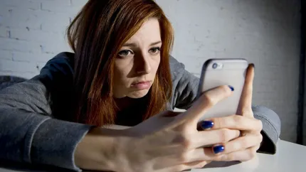 Ce telefon a fost readus la viață de Generația Z. Adolescenții s-au săturat de smartphone-uri avansate