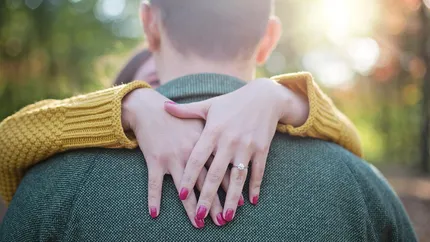 Zodiile care au noroc în dragoste începând cu 19 iunie. Cine sunt nativii atinși de săgeata lui Cupidon
