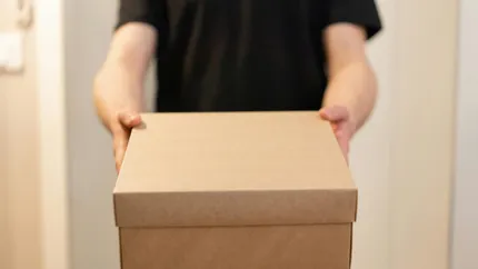 Guvernul aprobă amendarea comercianților care nu schimbă produsele cu defecte constatate după cumpărare. Cât vor fi sancțiunile