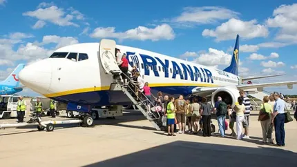 Ryanair crește mărimea maximă a bagajului de mână cu 20%. Românii vor putea pleca în vacanță cu doar un rucsac