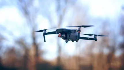 Autorităţile vor găsi cu drone garajele, hangarele şi depozitele construite fără autorizaţie şi le vor supraimpozita cu 100% timp de cinci ani