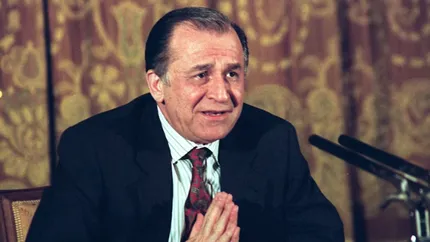 UPDATE Ion Iliescu, condus pe ultimul drum cu onoruri de stat. Ceremonie la Palatul Cotroceni