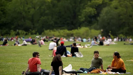 Socializatul zilnic cu prietenii ajută sănătatea mintală, reduce stresul și susține sistemul imunitar, arată un studiu