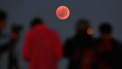 Eclipsă totală de Lună, pe 7 septembrie 2025. Fenomenul astronomic, vizibil în România