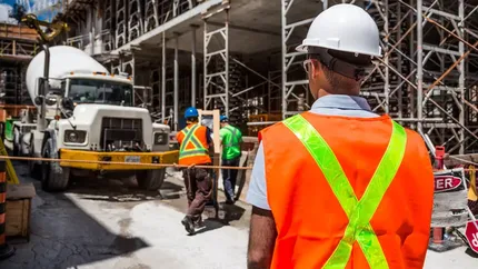 Cu ce se ocupă imigranții veniți în România în 2025. Majoritatea lucrează în domenii precum construcțiile și producția