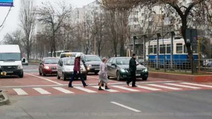 Cod rutier 2025. Amenzi uriașe pentru cei care nu respectă regulile valabile la trecerile de pietoni