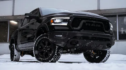 Singurele anvelope cu care ai voie să circuli iarna. Cât sunt amenzile pentru șoferii care nu respectă legea