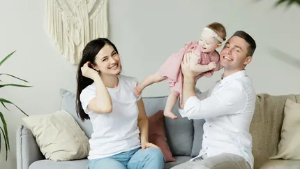 Bani de la stat, pentru creșterea natalității. Cine și în ce condiții poate primi 15.000 de lei