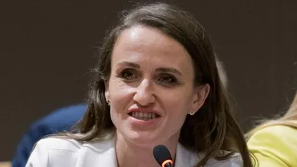 Ministra de Externe, Oana Țoiu, vrea ca România să cumpere armament în valoare de 16 miliarde de euro, cât jumătate din deficitul bugetar