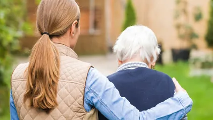 Copiii, obligați prin lege să aibă grijă de părinții lor. Ce condiții trebuie îndeplinite în 2025