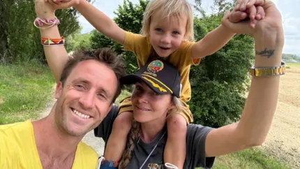 Au emigrat în Italia, să caute câinii cu colaci în coadă. După doar șase luni, se mută în SUA! ”Nu voi prospera nicăieri în Europa”