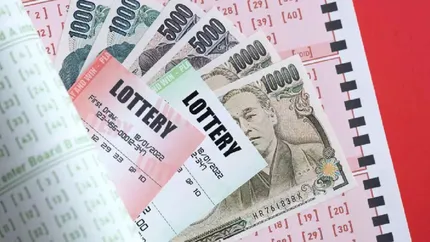 A câștigat 600 de milioane de yeni la loterie, dar și-a ascuns averea de soția zgârcită. Cum a ajuns un pensionar japonez să ducă o viață dublă