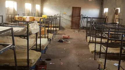 Nigeria, sub teroarea răpirilor. Peste 300 de elevi și 12 profesori capturați într-un nou atac asupra unei școli