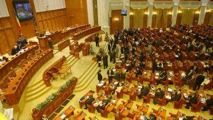 Proiectele PSD de eliminare a CASS pentru mame, veterani, personalul monahal - adoptate tacit de Senat