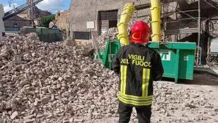 Prăbușire parțială la Torre dei Conti din Roma. Un muncitor român, prins sub dărâmături în timpul lucrărilor de restaurare