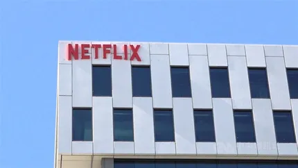 Netflix poartă discuții exclusive pentru a cumpăra activele Warner Bros Discovery la 28 de dolari/acțiune