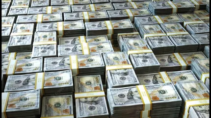 Marii giganți tehnologici anunță investiții de peste 50 de miliarde de dolari în India, în doar 24 de ore. Ce avantaje oferă statul asiatic