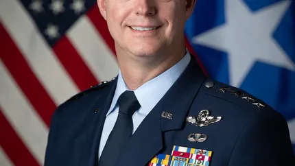 NATO anunţă retragerea completă a misiunii din Irak şi relocarea acesteia în Europa