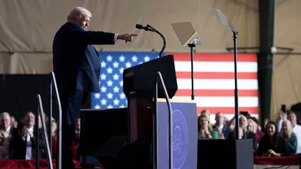 Președintele Trump semnează un ordin care amenință cu tarife țările ce furnizează petrol Cubei