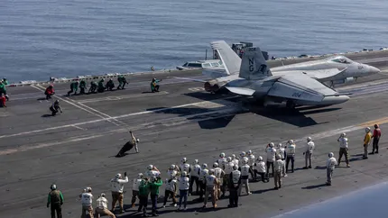 Trump analizează cele trei opțiuni pentru Iran – de la diplomație la răsturnarea regimului