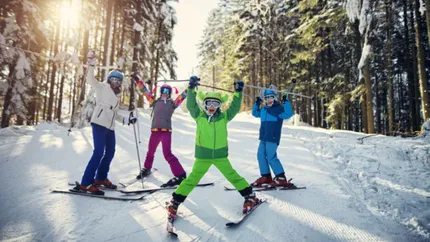 Vacanța de februarie 2026 începe la date diferite în funcție de județ