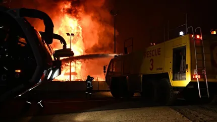 Iranul atacă traficul maritim și infrastructura energetică din Orientul Mijlociu. Prețul petrolului urcă vertiginos