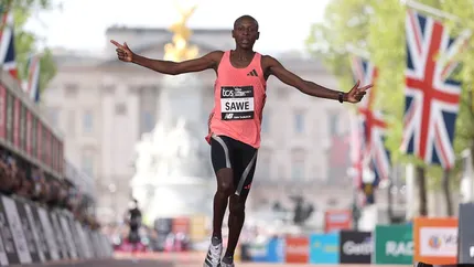 Recordul lui Sawe la maraton susține Adidas în cursa „supershoe” cu Nike