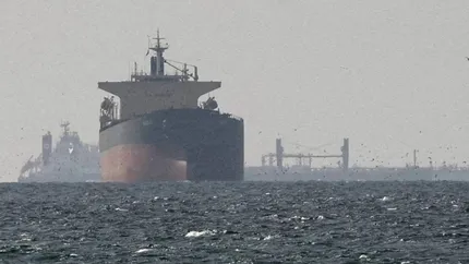 Garda Revoluționară iraniană a atacat o navă container în Strâmtoarea Ormuz