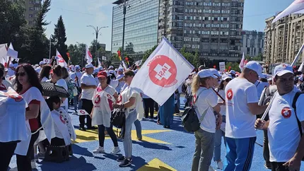 Aproape 1.000 de sindicaliști SANITAS au protestat în București împotriva noii legi a salarizării