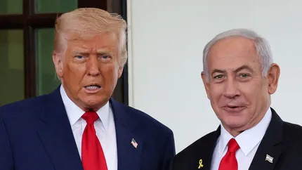 Donald Trump l-ar fi apostrofat dur pe Netanyahu: „Ești nebun de-a binelea. Ai fi în închisoare dacă nu eram eu”