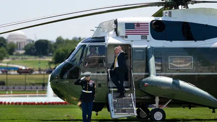 Oficialii federali investighează incidentul de trafic aerian în care a fost implicat elicopterul Marine One, cu președintele Trump la bord