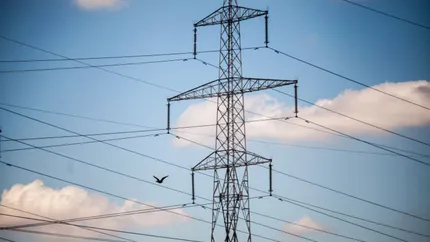 România, sub presiunea caniculei. Consumul de energie poate ajunge la 7.000 MW. Autoritățile exclud, deocamdată, restricțiile