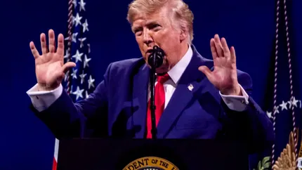 Bărbat înarmat, arestat înaintea vizitei lui Donald Trump la terenul său de golf din California