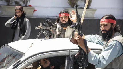 Talibanii aniversează cinci ani de când se află la putere, iar criza se adâncește în Afganistan