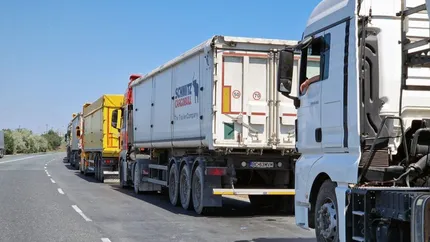 Restricții pentru camioane în minivacanța de Sfânta Maria. CNAIR interzice traficul greu pe A2, DN7, DN39 și DN22C
