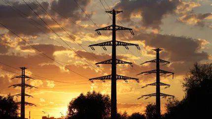 Criză în sistemul energetic, pe fondul caniculei. România ar putea importa peste 2.000 de MW la orele de vârf