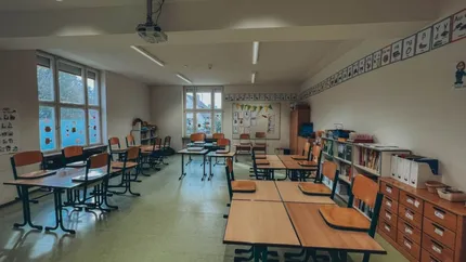 Firma de catering care a furnizat mâncarea elevilor din Căuți a fost suspendată