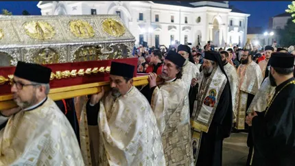 Pelerinajul de Sfânta Parascheva a început joi la Iași. Moaștele Sfântului Paisie de la Sihăstria vor fi aduse alături de cele ale sfintei