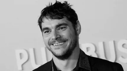 De ce RJ Mitte, actorul din „Breaking Bad”, a murit la 34 de ani. Mesajul emoționant transmis de Bryan Cranston