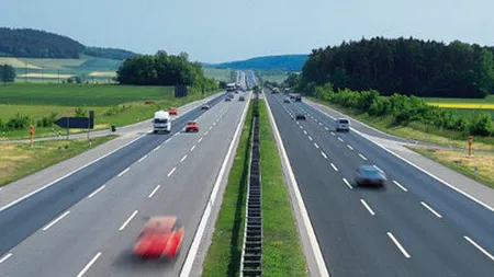 Bani europeni pentru drumuri româneşti. MTI va primi 500.000 de euro de la CE