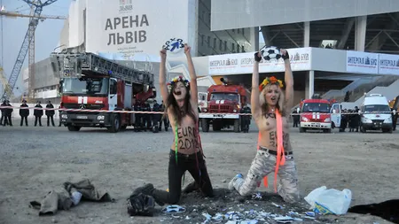 Euro 2012: Protest topless la inaugurarea stadionului din Lvov GALERIE FOTO