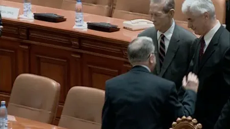 Regele Mihai l-a ignorat pe Ion Iliescu la Parlament VIDEO