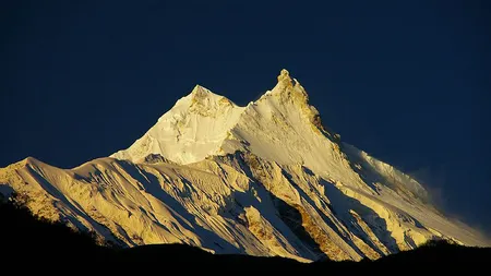 Alex Găvan a escaladat al patrulea optmiar în Himalaya VIDEO