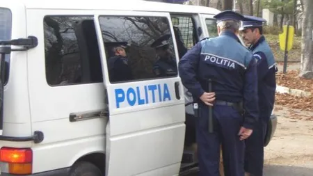 Scandal cu bâte şi săbii de faţă cu poliţia la Cluj VIDEO